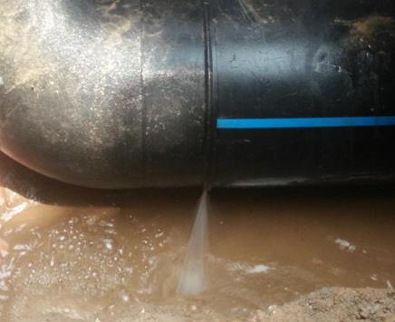 茂南楼顶渗水维修公司为大家分享下茂南卫生间漏水维修修补技术!